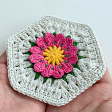Crochet Hexagon Coaster Pattern PDF, 3D Flower Mug Rug Design, Handmade Floral Cup Mat Tutorial, English & German