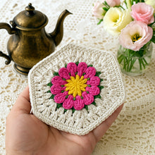Crochet Hexagon Coaster Pattern PDF, 3D Flower Mug Rug Design, Handmade Floral Cup Mat Tutorial, English & German