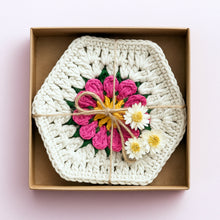 Crochet Hexagon Coaster Pattern PDF, 3D Flower Mug Rug Design, Handmade Floral Cup Mat Tutorial, English & German