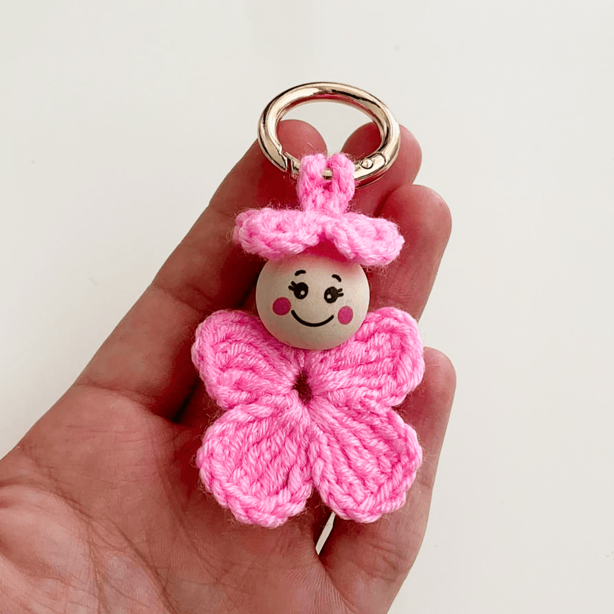 Crochet Angel Keychain Pattern PDF, Mini Amigurumi Angel Tutorial, DIY Guardian Angel Charm - Hand Trendy
