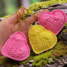 Valentine's Day Crochet Heart Keychain | Cute Amigurumi Heart Pattern | Unique Gift for Her or Couples | Easy Beginner Crochet