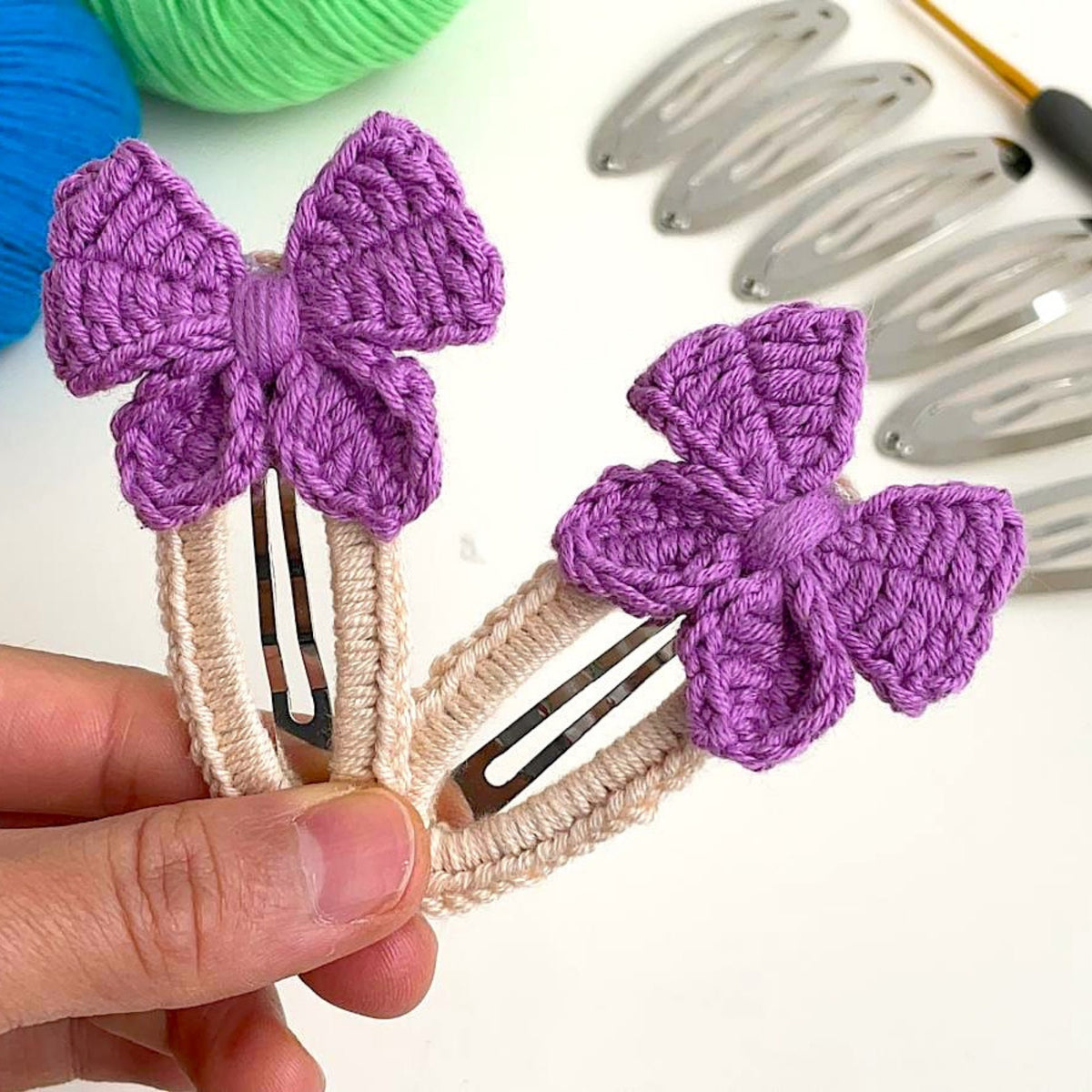 Crochet Butterfly Hair Clip PDF Pattern– DIY Bow Barrette for Girls - Hand Trendy