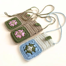 Granny Square Flower Crochet Phone Bag PDF Pattern – Cute Pink Green Crossbody Pouch Tutorial – DIY Floral Mobile Purse Pattern