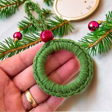Christmas Crochet Wreath Pattern - Christmas Tree Decoration - Christmas Ornament Pattern | Easy PDF for Beginners