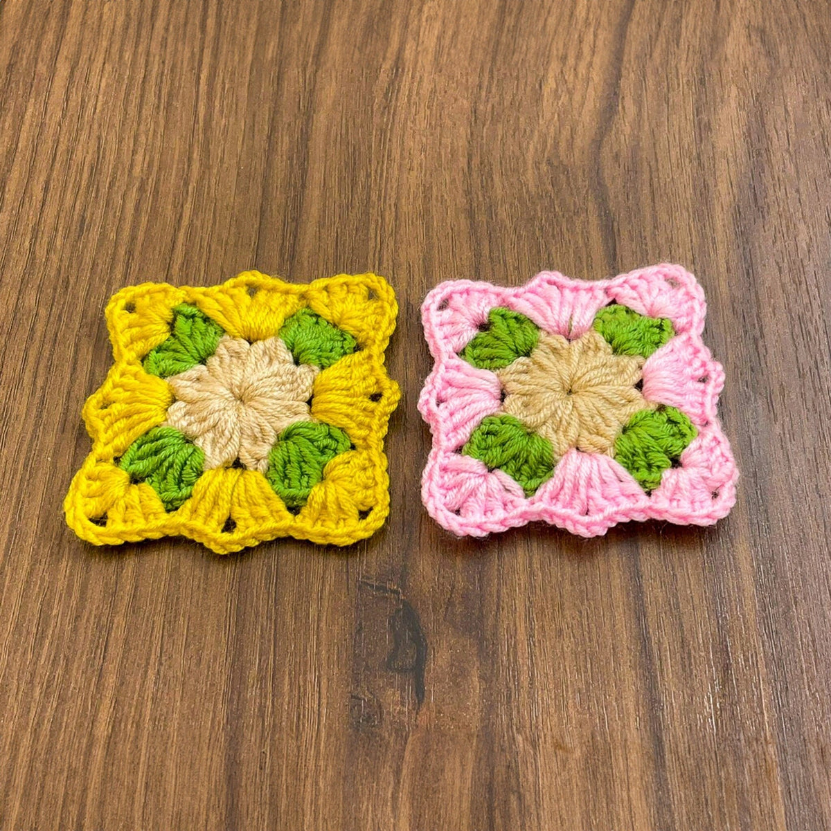 Easy Crochet Square Pattern - Perfect for Beginners - Small Crochet Square Pattern - Hand Trendy