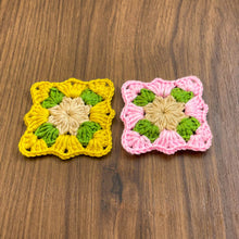 Small Crochet Square Pattern - Beautiful and Easy Granny Squares for Cozy Blankets and Cardigans - Ideal Present for Beginners
