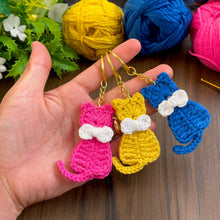 Crochet Cat Keychain Pattern, Cute DIY Key Holder Design for Fun Gifts, Perfect Crochet Gift Ideas