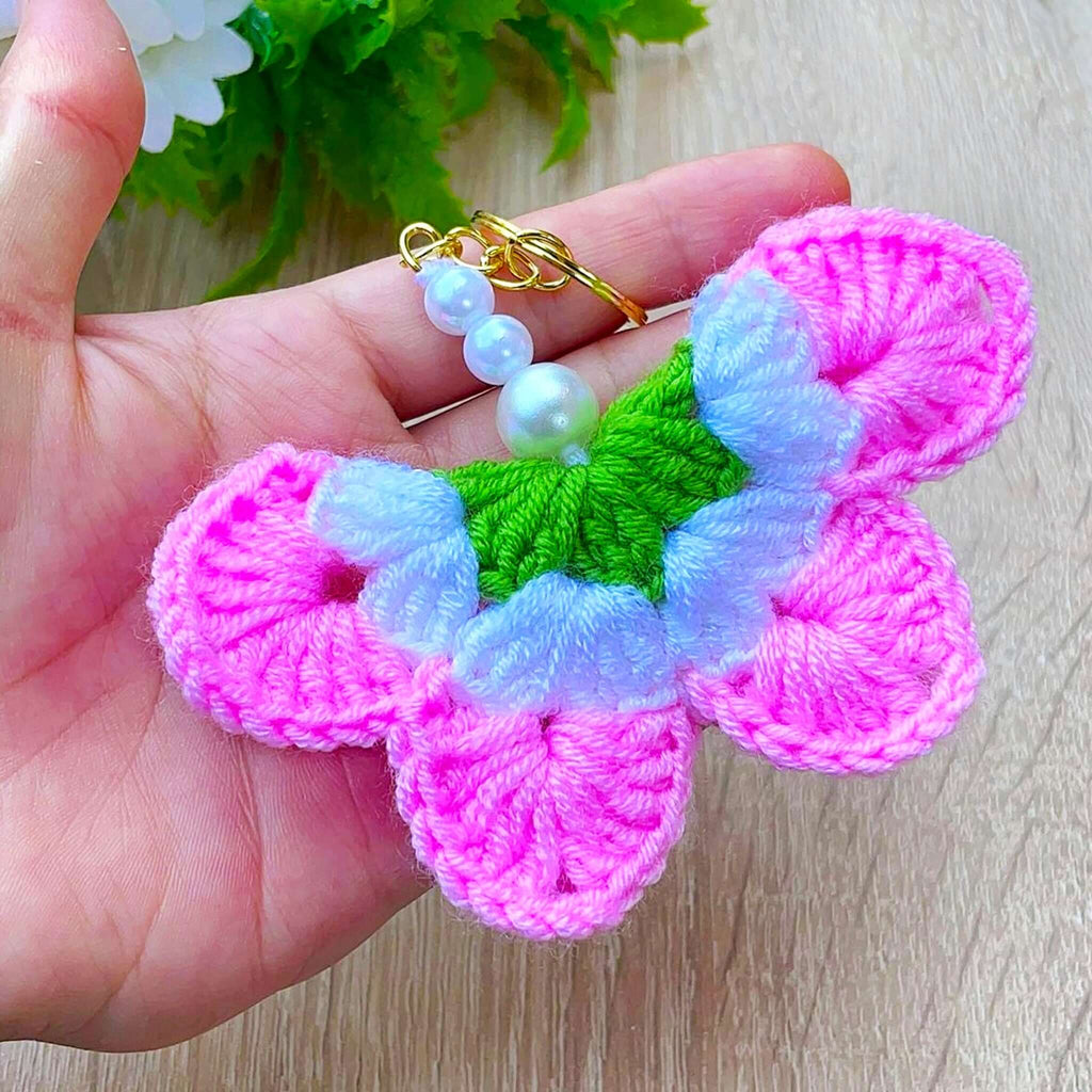 Easy Crochet Flower Keychain Pattern PDF - Easy PDF Tutorial for Beginners - Hand Trendy