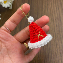 Handmade crochet Santa hat ornament pattern, beginner-friendly Christmas tree decoration DIY, red and white crochet holiday decor, PDF tutorial