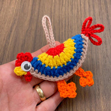 Colorful crochet chicken keychain pattern perfect for handmade gifts, home decor, or unique bag accessories. Instant PDF download available