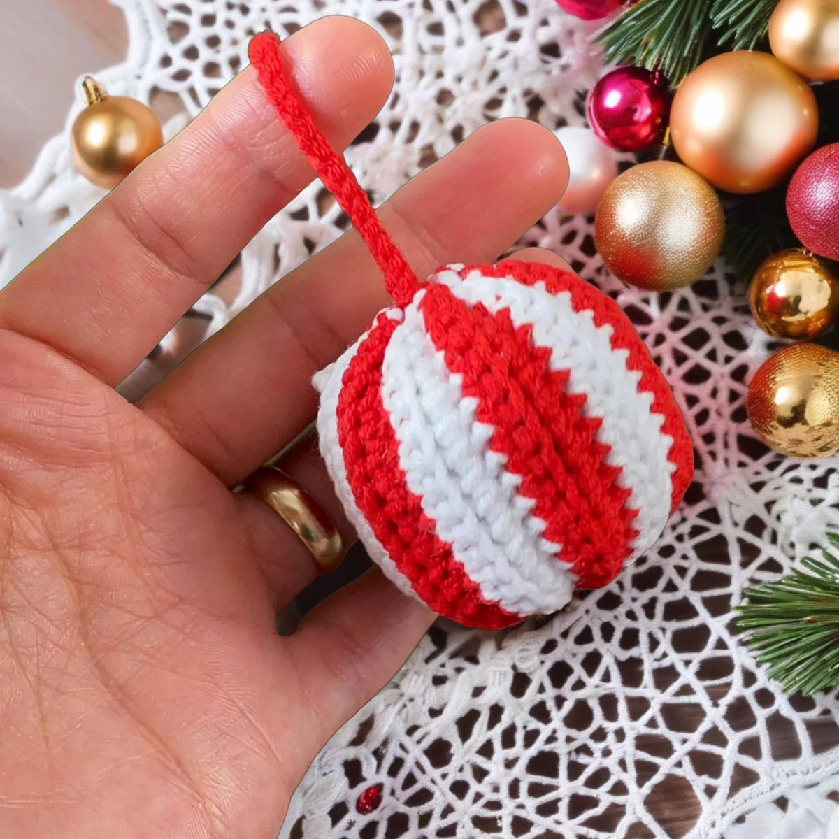 Crochet Christmas Ornament PDF Pattern - Easy DIY Christmas Decoration for Beginners - Hand Trendy