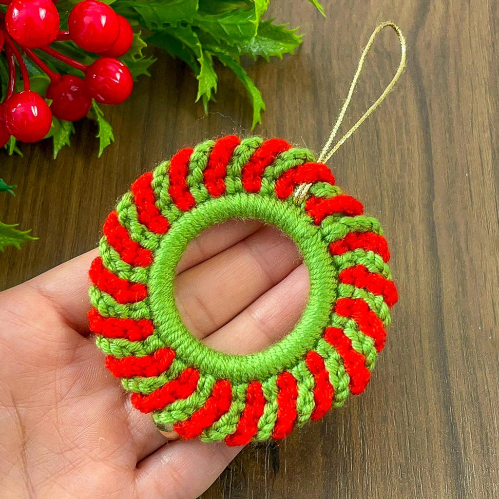Crochet Holiday Wreath PDF Pattern - DIY Red Green Christmas Ornament PDF - Hand Trendy