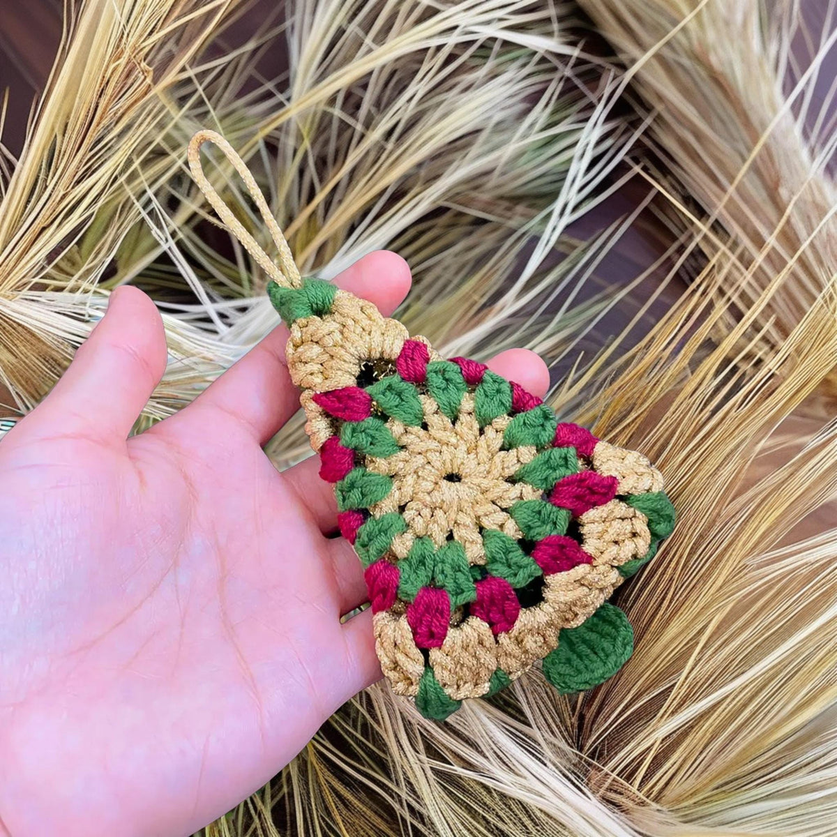 Crochet Christmas Ornament Pattern PDF - Vintage - Inspired Crochet Ornament Pattern for Holiday Decor - Hand Trendy