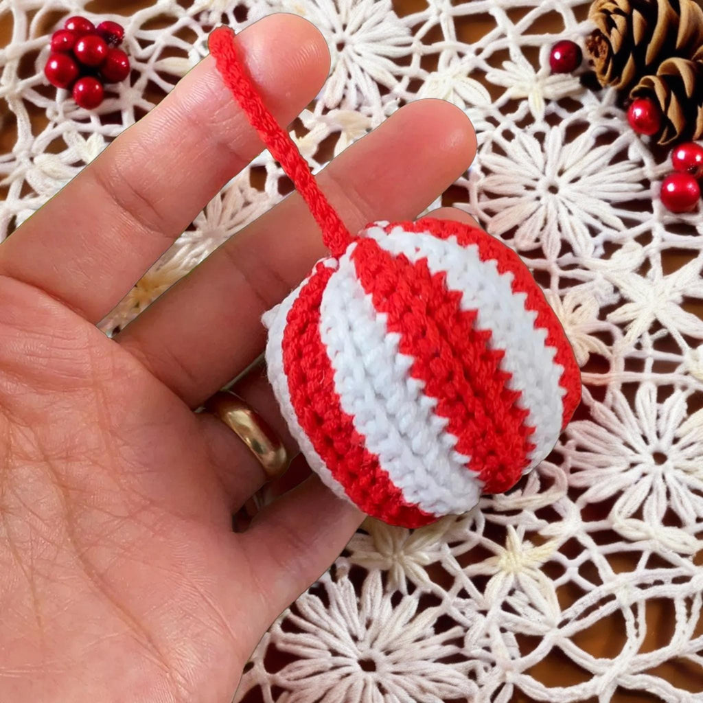 Crochet Christmas Ornament PDF Pattern - Easy DIY Christmas Decoration for Beginners - Hand Trendy