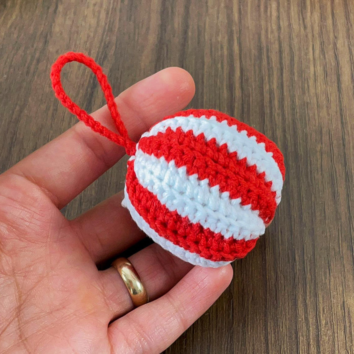 Crochet Christmas Ornament PDF Pattern - Easy DIY Christmas Decoration for Beginners - Hand Trendy