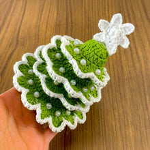 Crochet Christmas Tree Pattern, Beginner-Friendly Amigurumi Decor for DIY Holiday Decorations and Festive Gift Ideas