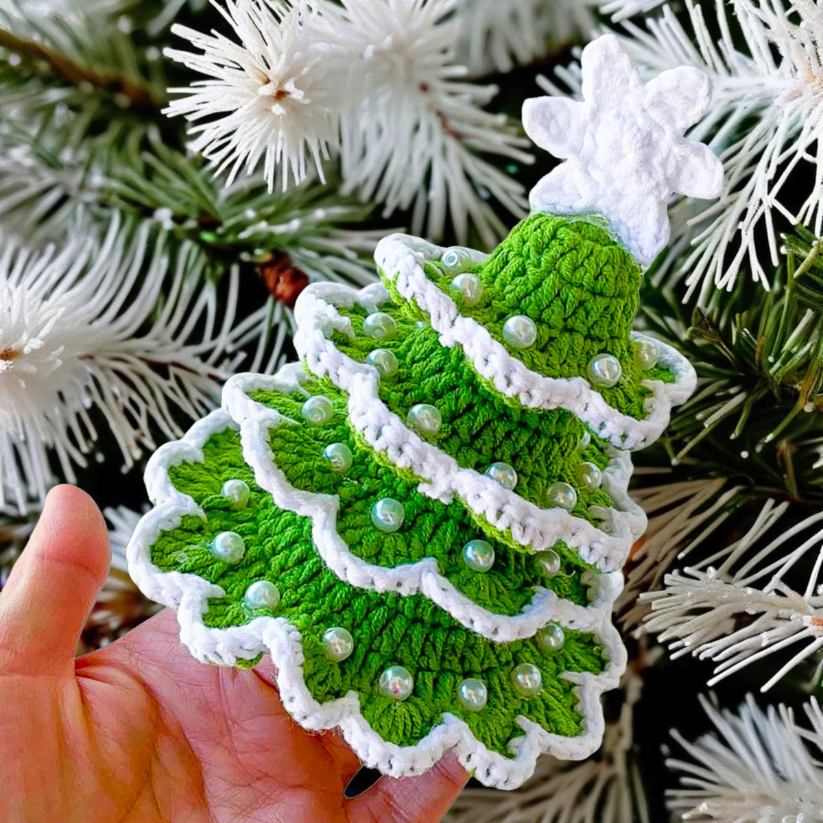 Crochet Christmas Tree Pattern - DIY Decor - Beginner - Friendly Amigurumi Decor - Hand Trendy