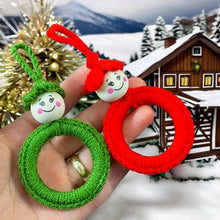 Crochet Christmas Elf Wreath Pattern, DIY Red Ornament PDF, Handmade Holiday Décor Tutorial, Beginner Festive Craft Project