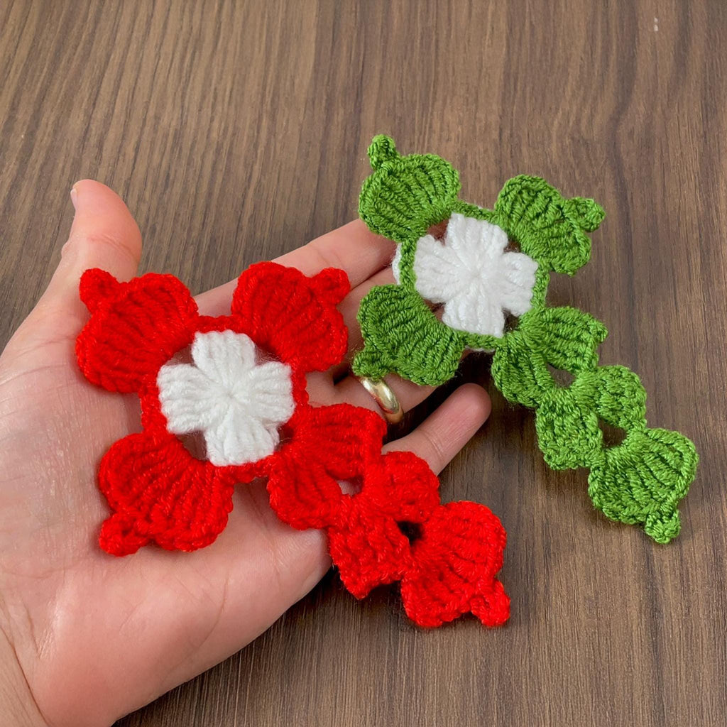 Crochet Cross with Heart Motifs PDF Pattern - Handmade Religious Decor Design - Hand Trendy