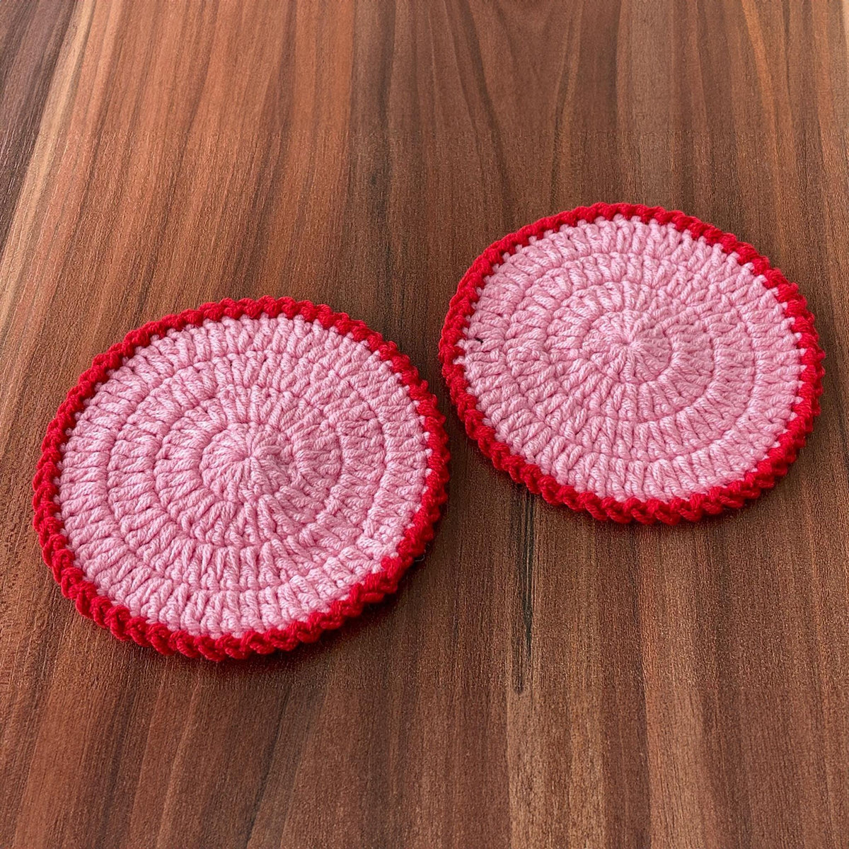 Modern Crochet Coaster Pattern PDF - Perfect Handmade Table Decor Gift for Beginners - Hand Trendy
