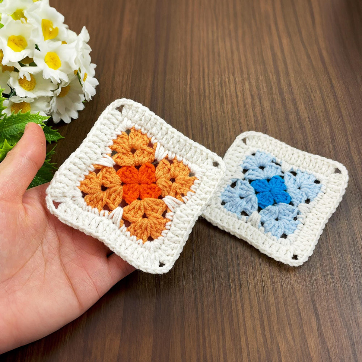 Floral Granny Square PDF Pattern - Flower Motif Tutorial for Beginners - Hand Trendy