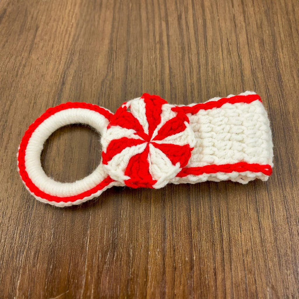 Crochet Candy Cane Towel Holder PDF Pattern - Festive Holiday Crochet Project for Beginners - Hand Trendy