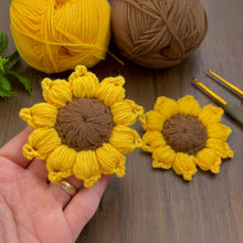 Amigurumi Sunflower Crochet Pattern, 3D Crochet Flower Plush, Stuffed Sunflower Applique PDF, DIY Floral Home Decor, Instant Download