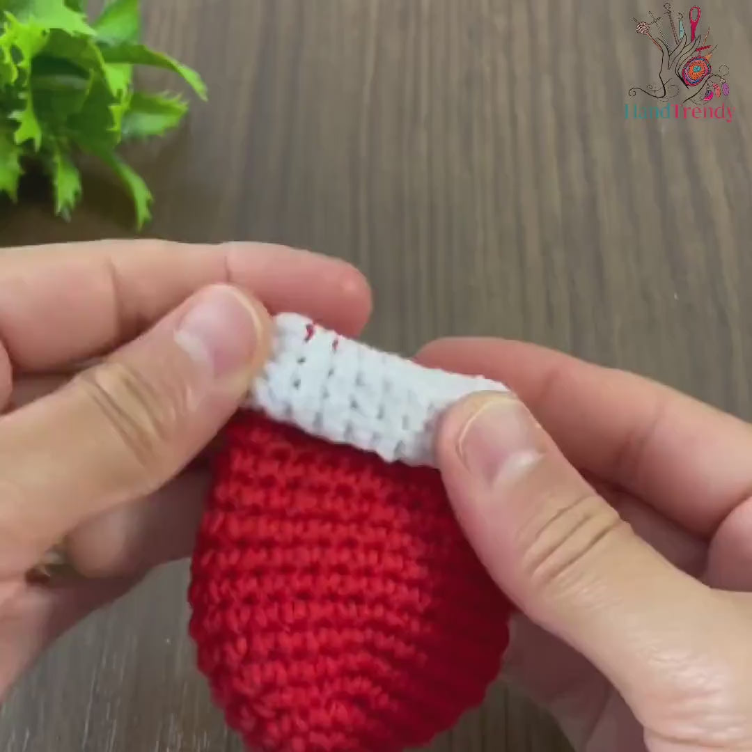 Crochet Christmas Mitten Ornament Pattern, DIY Holiday Amigurumi Decoration, Red Festive Crochet Gift Tutorial PDF