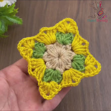 Small Crochet Square Pattern - Beautiful and Easy Granny Squares for Cozy Blankets and Cardigans - Ideal Present for Beginners